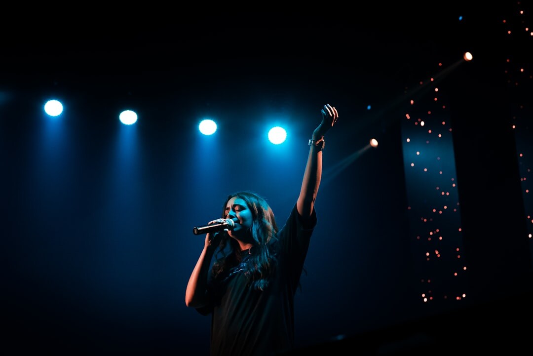 singer on stage controversy